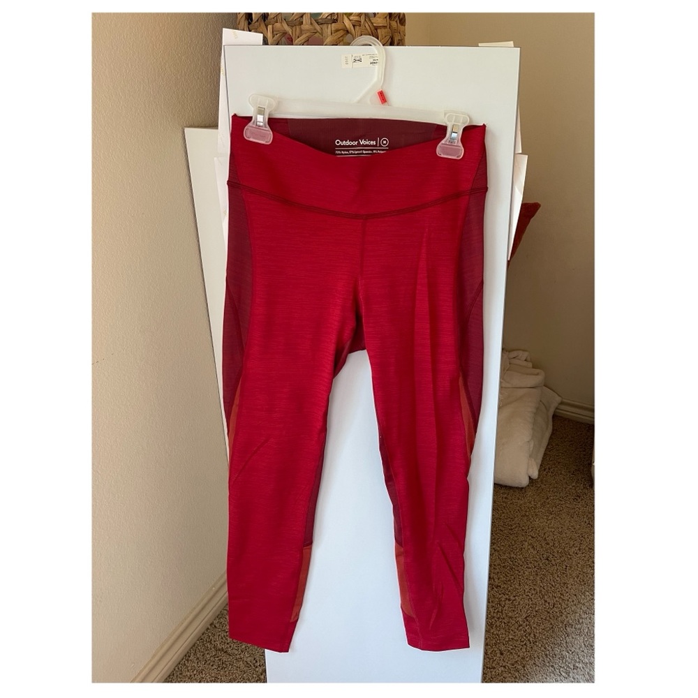 Outdoor Voices 3/4 Leggings in Red